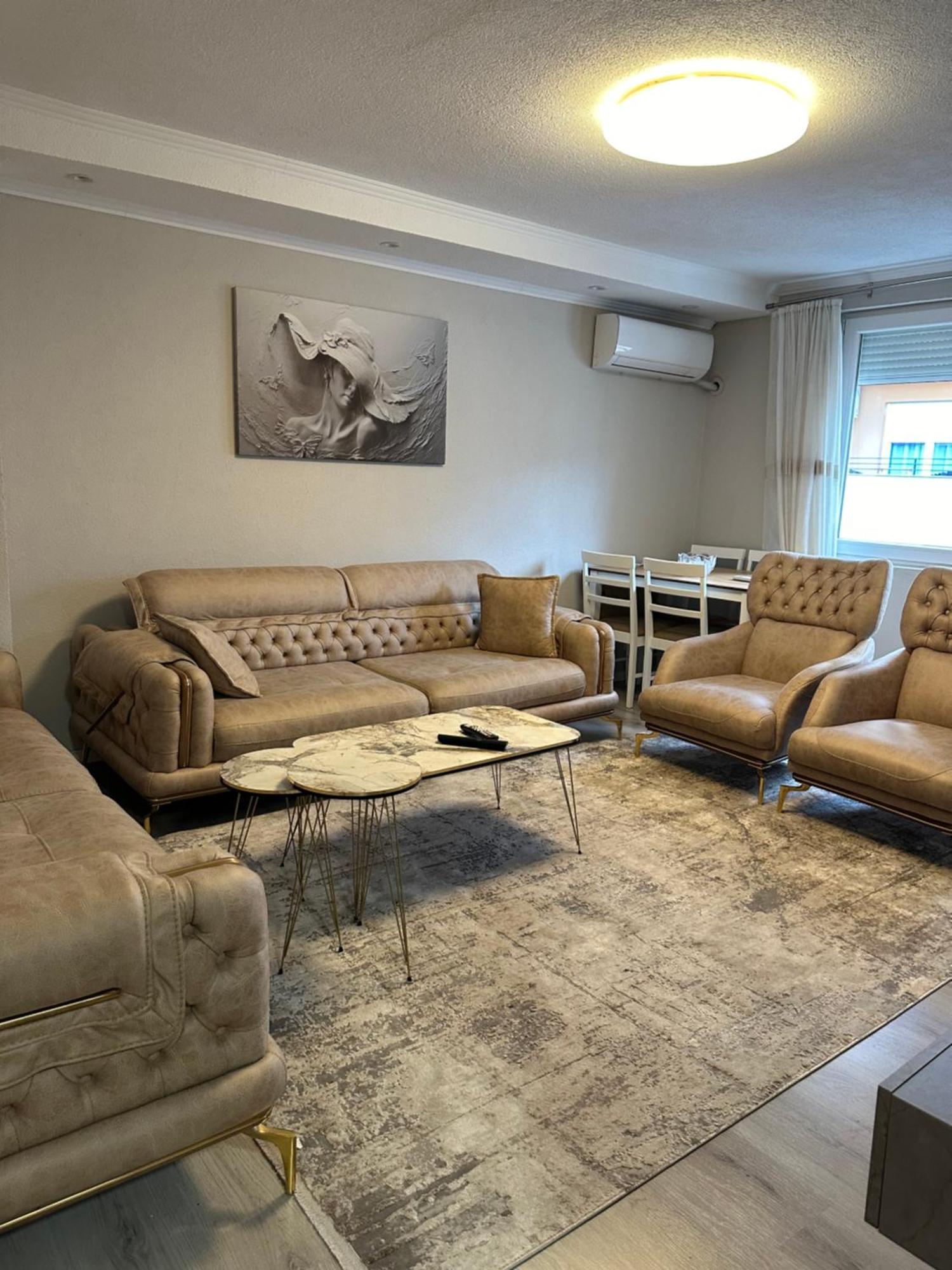 Skyline Apartment 2 Печ Экстерьер фото